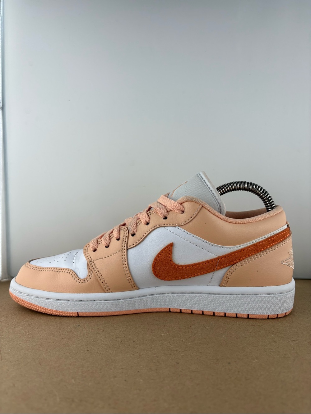 Nike Air Jordan 1 Low Women's 'Sunset Haze' Citrus White DC0774 801 Size 7.5 - Picture 4 of 9